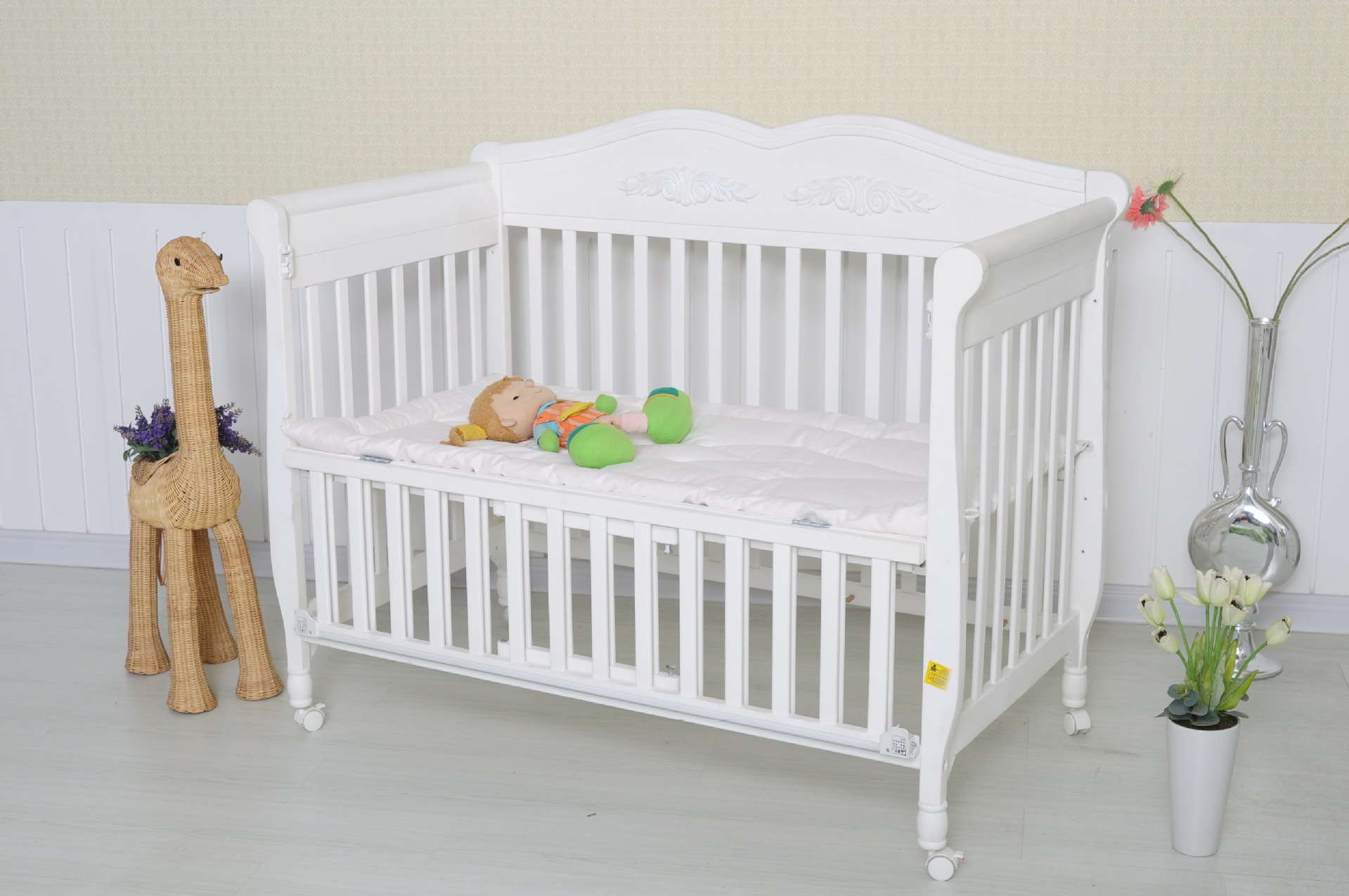 Source manufacturers cotton mattress core baby bedding children's mattress core cushion mattress core kindergarten supply wholesale