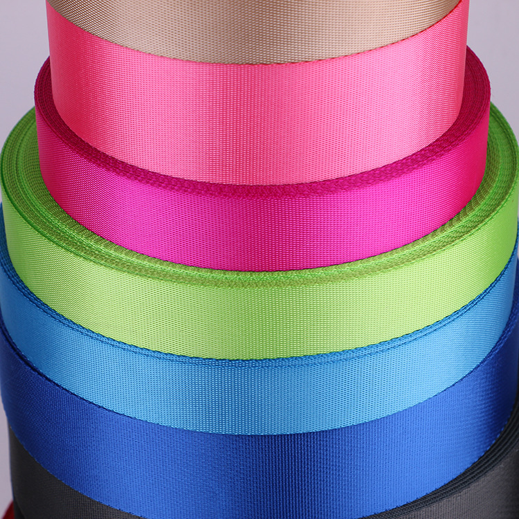 1899483235_1984723737