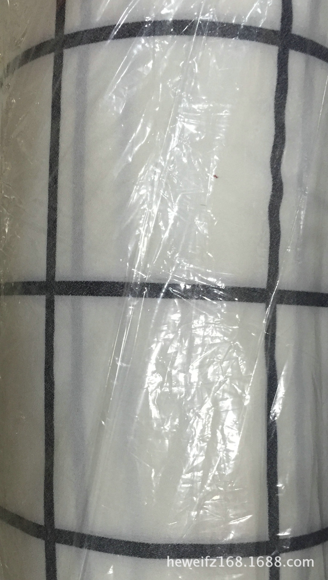 厂价直销F8019现货供应乱麻0.6cm线方格印花服装涤纶阳光麻面料