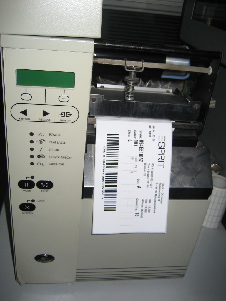 GS1-128CODEPVC tear-resistant double-sided printing double-sided code printing hang tag AVERY DENNISON set
