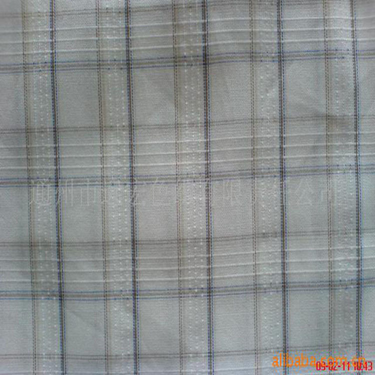 厂家批发 供应优质精梳色织布,色织提花布 服装用料