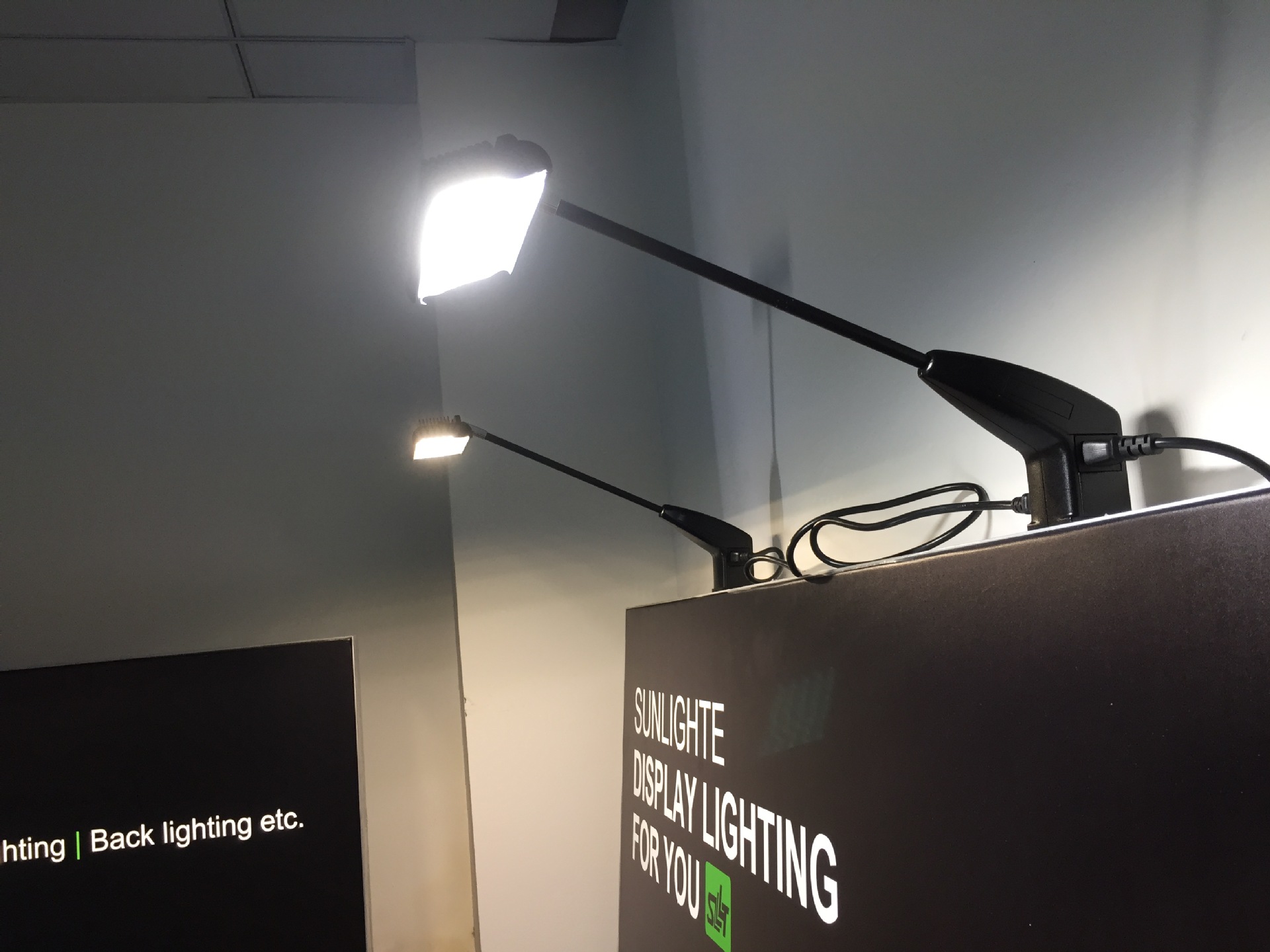 ����110Vչ����� ����չ��LED���˵ƾ� ���ӵ� ��װ��̯չʾר��