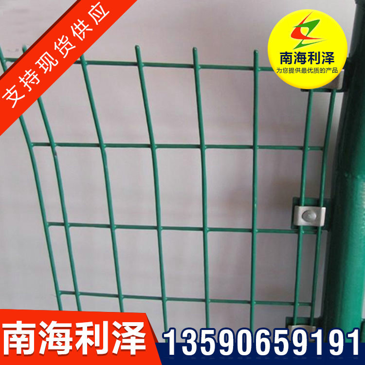 厂家绿色圈山养殖双边丝护栏网 绿色园林防护围 护双边丝