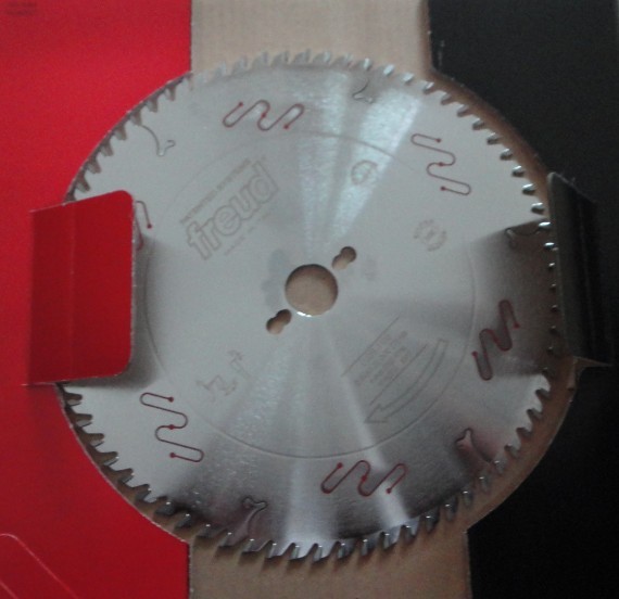��Ӧֱ��������������޵� ���߾��Ƭ180*4.7`3.5*45*36Z