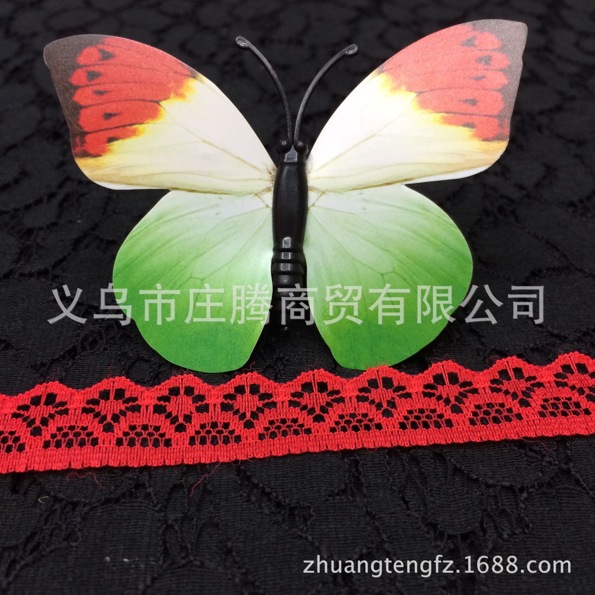 BB05ED13-6E57-41CD-ACCB-4F03C3