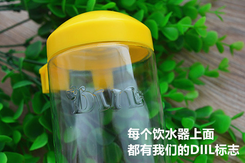 Pet Wall Mount Water Bottle, Hanging Cage Water Bowl for Dogs, 500ml Pet Water Bottle