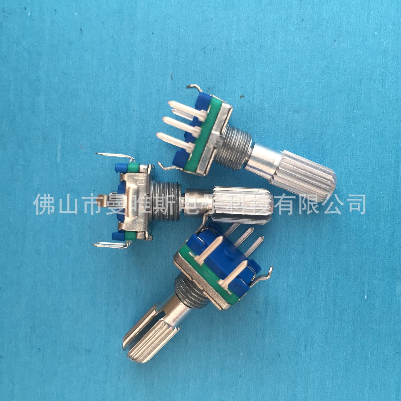 R112ECS-20KQ开关编码器 5.4mm底座 20c20p脉冲电位器开关