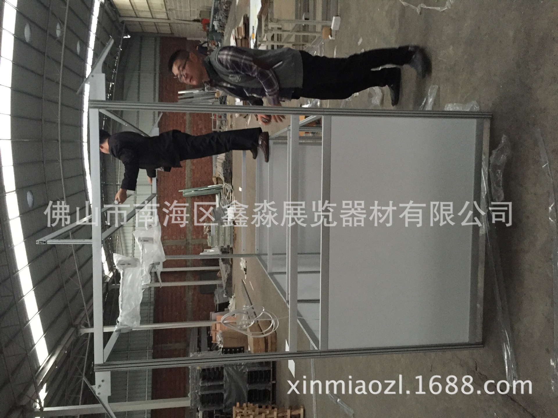 ����С�Ե�����Ʒ�ƻ���ҹ��ר�õ�̯�����������Ҷ��Ƽӹ�����