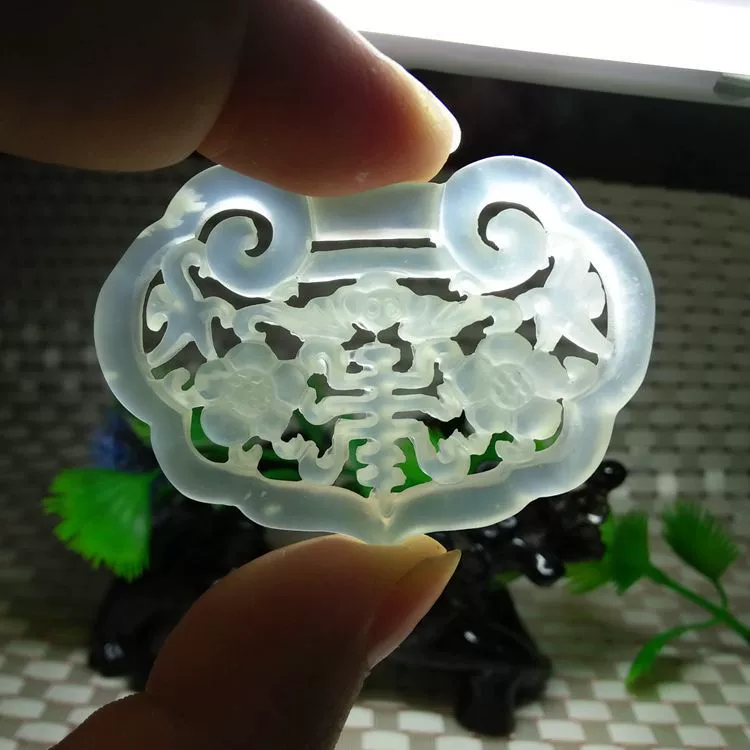 Natural ore jade, pendant, wholesale, longevity lock