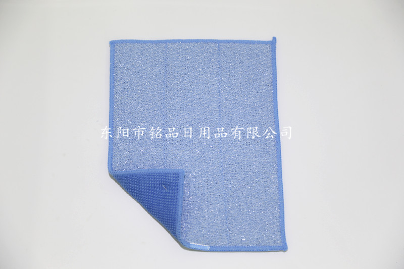 2206929820_586808390