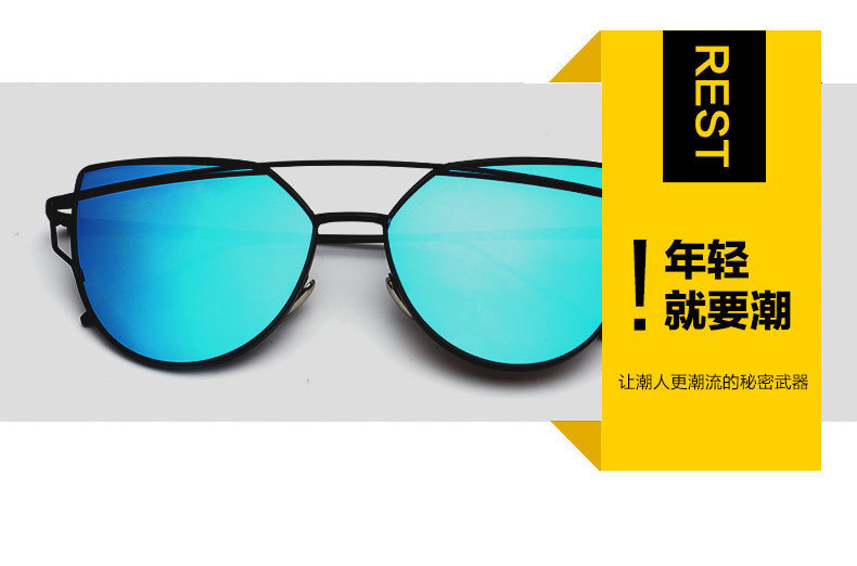 2811280391_1234125702