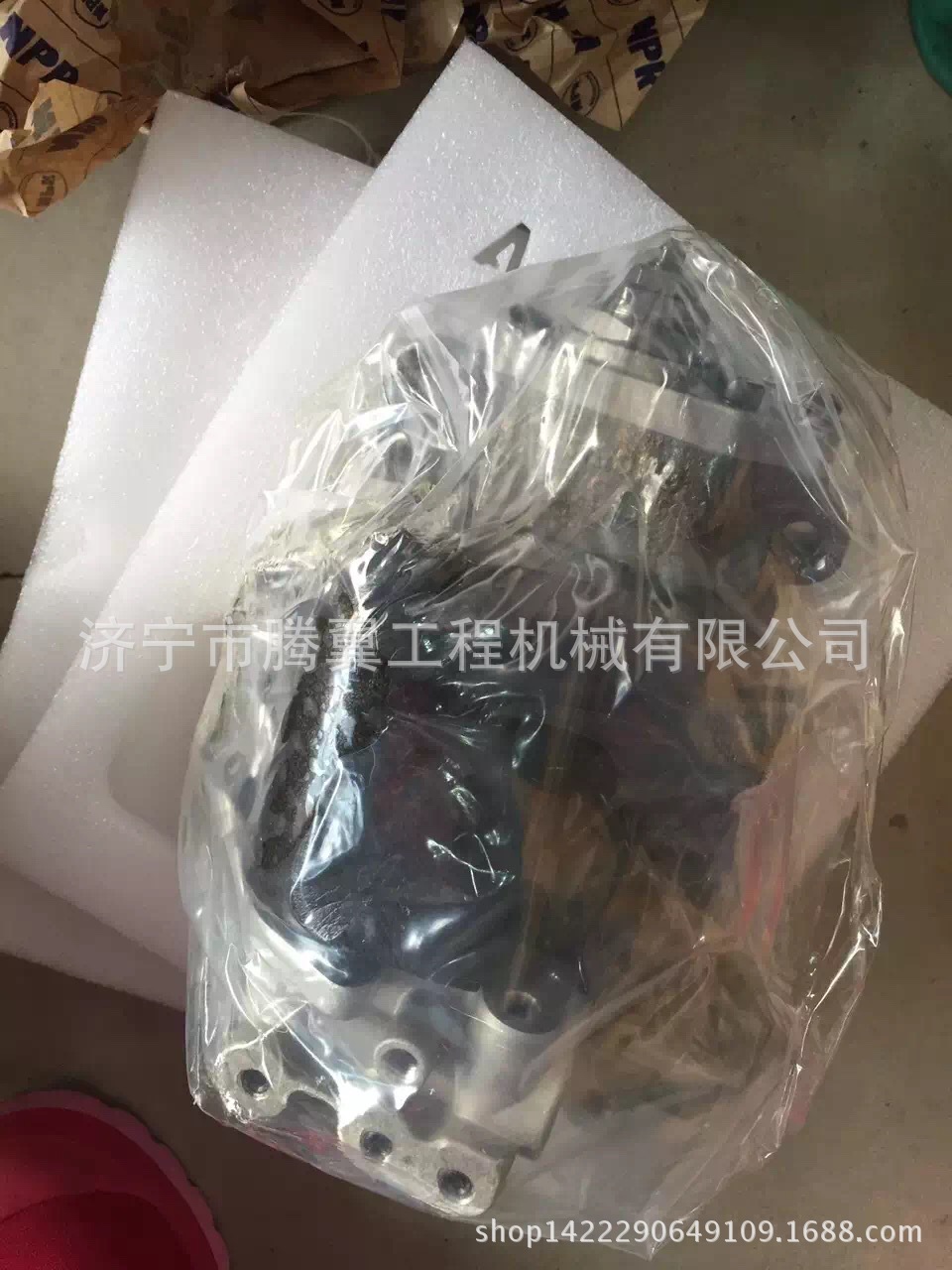 适用于神钢SK200-6E液压泵调节器 提升器 YN10V01009F1