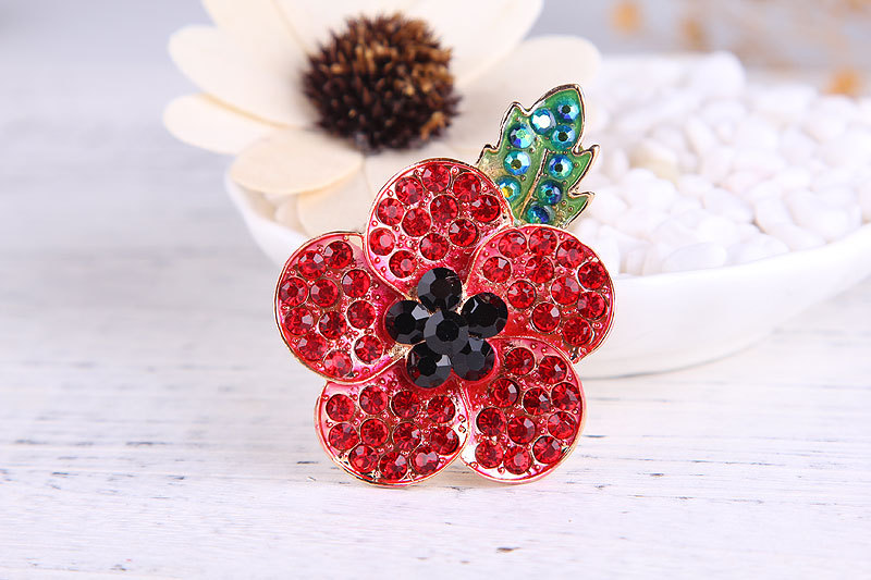 Spilla fiore di papavero con strass elegante spilla rossa donna_voghion.com