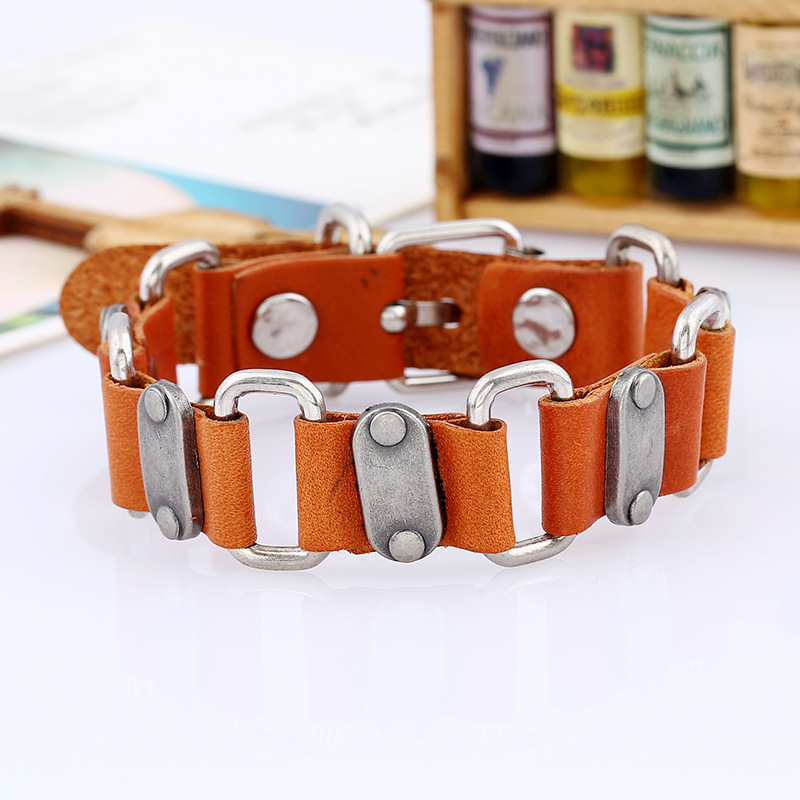 Cowhide connection bracelet