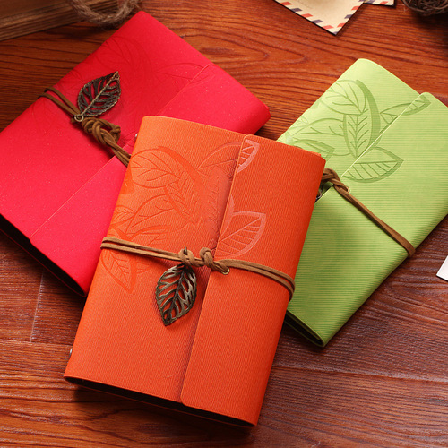 A6 leather-bound loose-leaf leaf notebook with strap notepad portable travel account book business records
