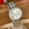 The new GENEVA Fashion Diamond Ladies Lady Ledicate Watch Geneva Steel Belt Men's quartz performance goods