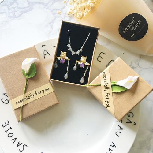 Brown kraft paper flower earring box necklace box jewelry box high-end creative and exquisite sunflower box dropshipping