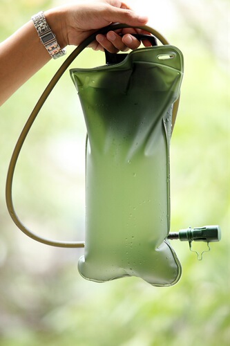 2L Water Bag for Outdoor Travel Sports Collapsible Water Bag Cycling Drinking Water Bag Outdoor Water Bladder TPU Water Bag