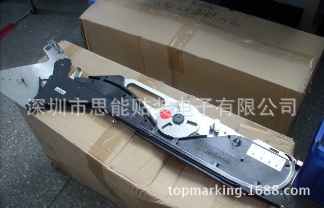 UIC环球 Genesis系列金色56MM飞达 FEEDER 478590903