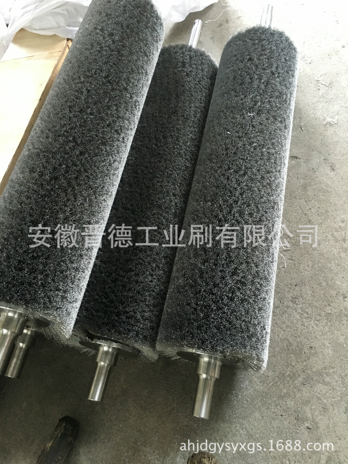 供应竹木地板抛光钢丝轮   仿古面拉丝辊   滚刷/加工