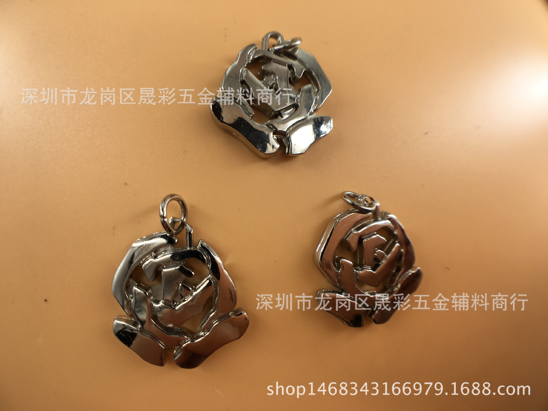 合金吊牌 金属拉链片 泳衣内衣吊牌 玫瑰花吊坠 手链 金属头饰