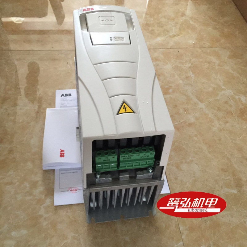 现货供应ABB ACS550-01-03A3-4 ACS550系列1.1kw变频器