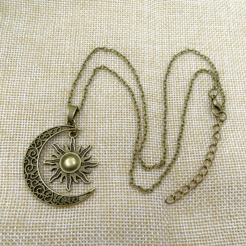 Women'S Gender Plating Design Retro Star Moon Alloy Plating Women's Pendant Necklace