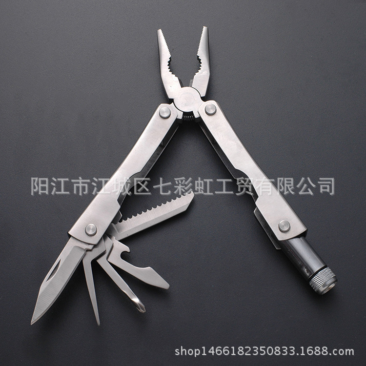 厂家热销促销礼品多用钳 大号折叠带灯多功能钳子 户外多用工具钳