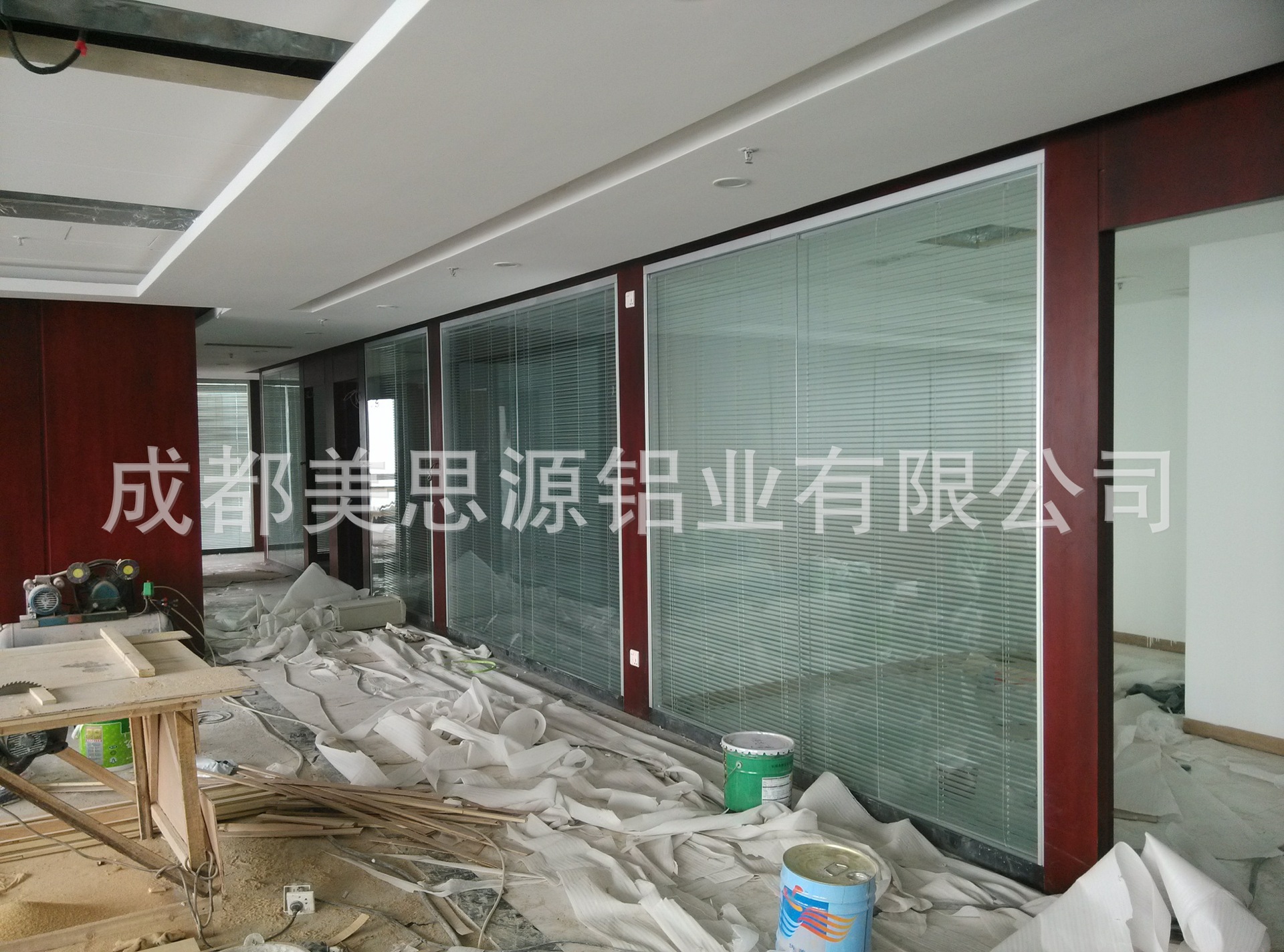 40EE7E1C26A57E3470C44DA6FC4518