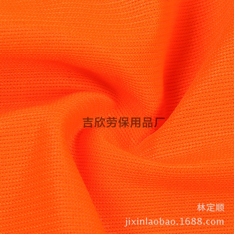 3339949948_707013135