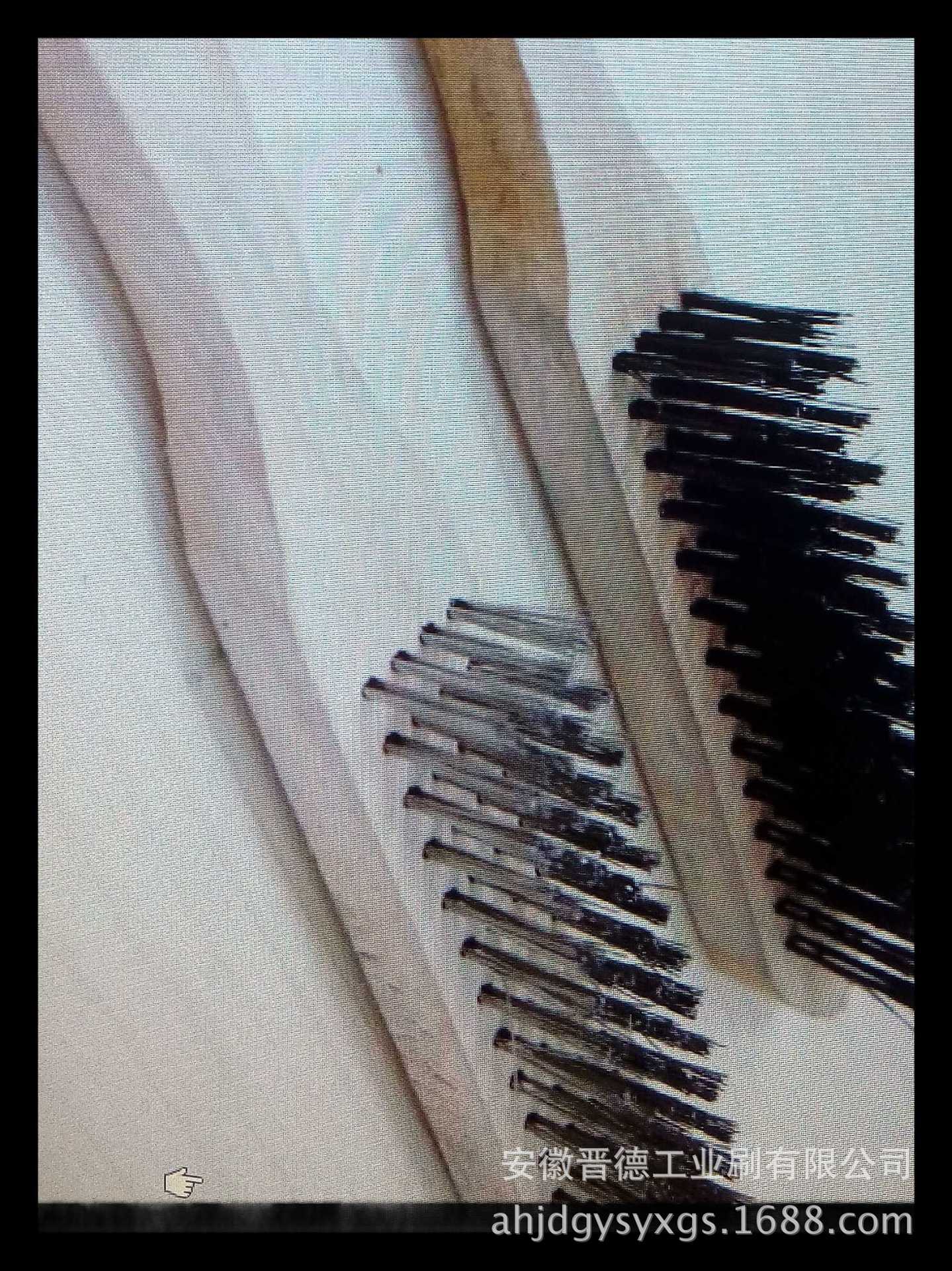 木地板厂专用毛刷辊，耐磨磨料丝刷辊，杜邦丝刷辊，钢丝刷辊