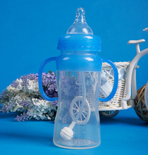 厂家直销婴儿奶瓶 宽口带手柄自动硅胶大奶瓶 硅胶奶瓶
