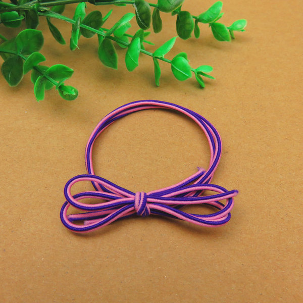 elastic black hairgrip with bow