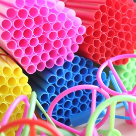 气球;场地布置道具;灯笼