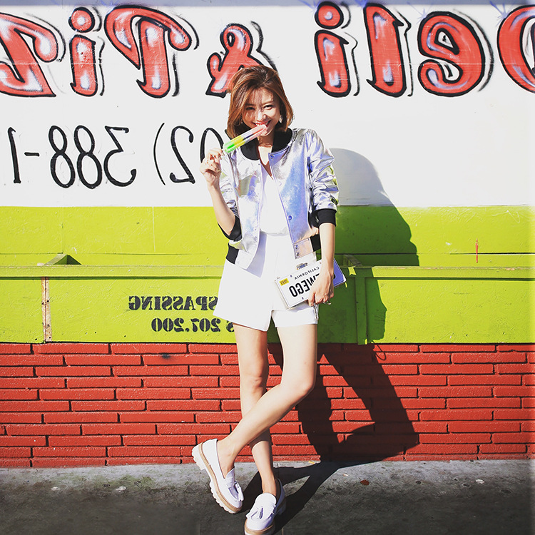 6876af23jw1f2ly1fjflbj22j035se