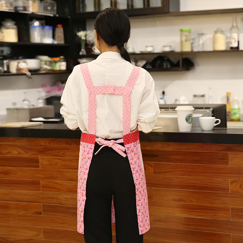 Delantal de liquidación estilo coreano de moda lindo a prueba de aceite impermeable cocina adulto coreano ropa de trabajo hombres de cocina sobretodo mujeres