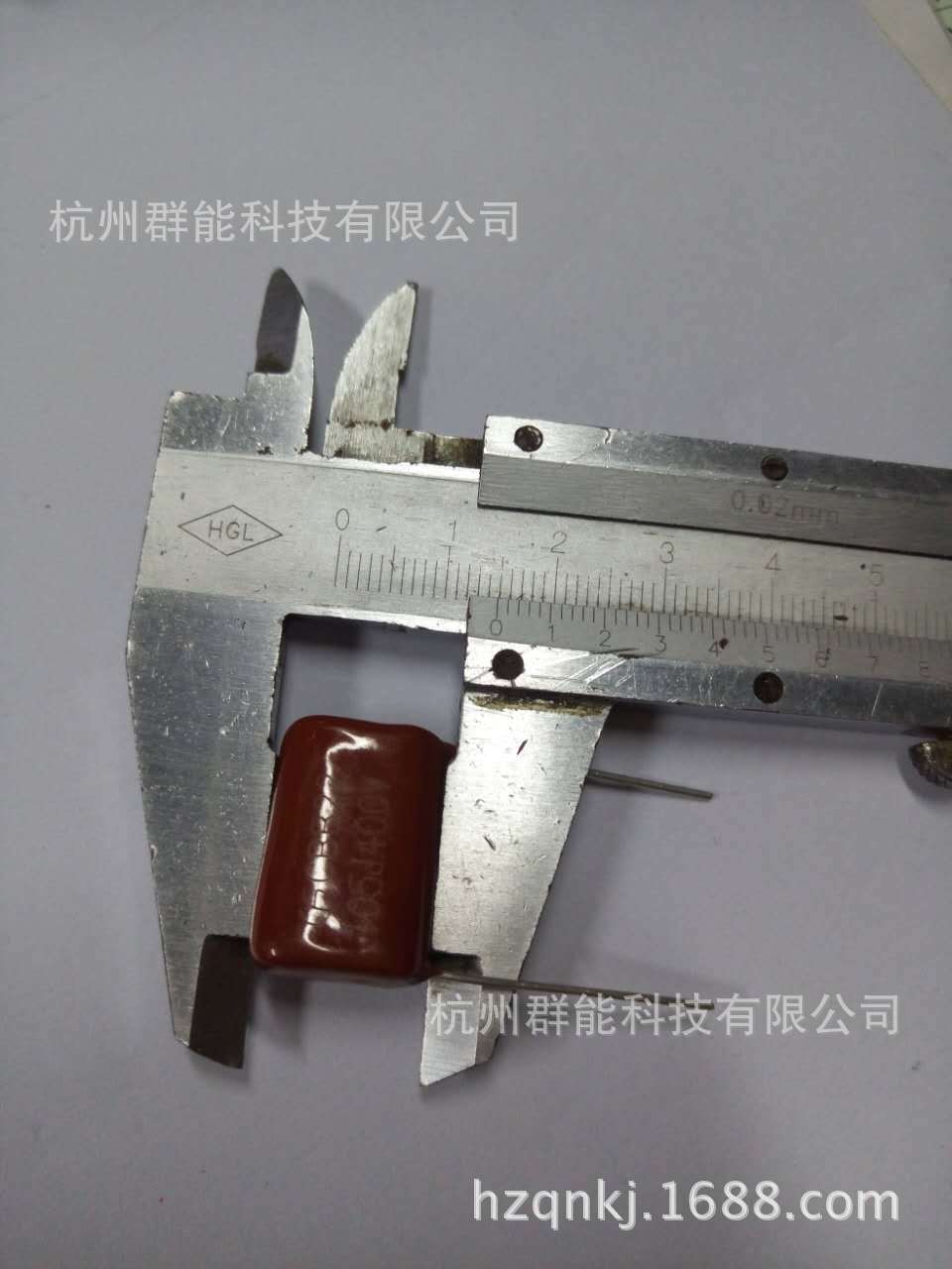 薄膜电容 CBB 105/400V  P=15mm