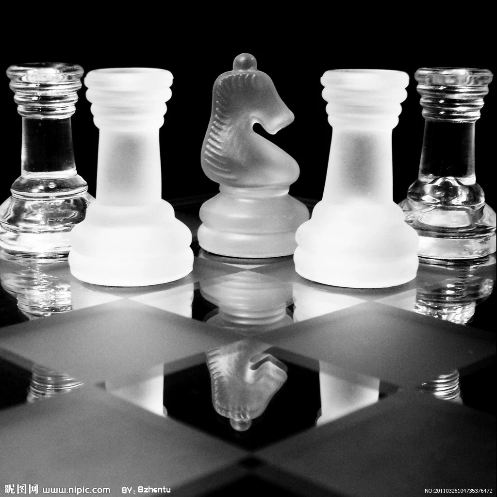 Glass small chess