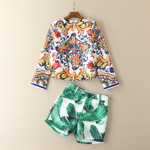 无上衣时装秀图片_无上衣时装秀图片大全 - 阿