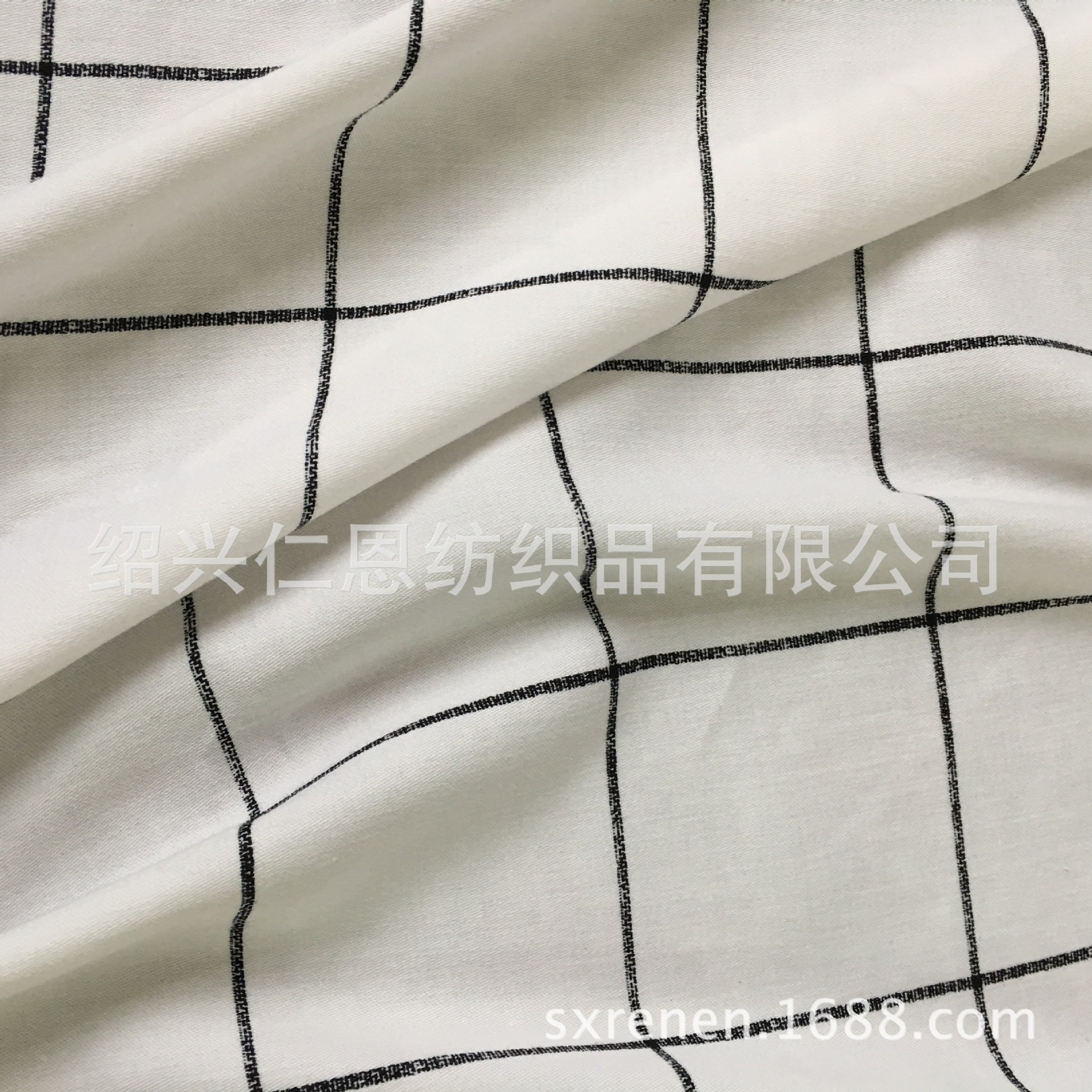 C/R棉人棉交织贡缎 40C*30R/130*80 plaid material 几何方格印花