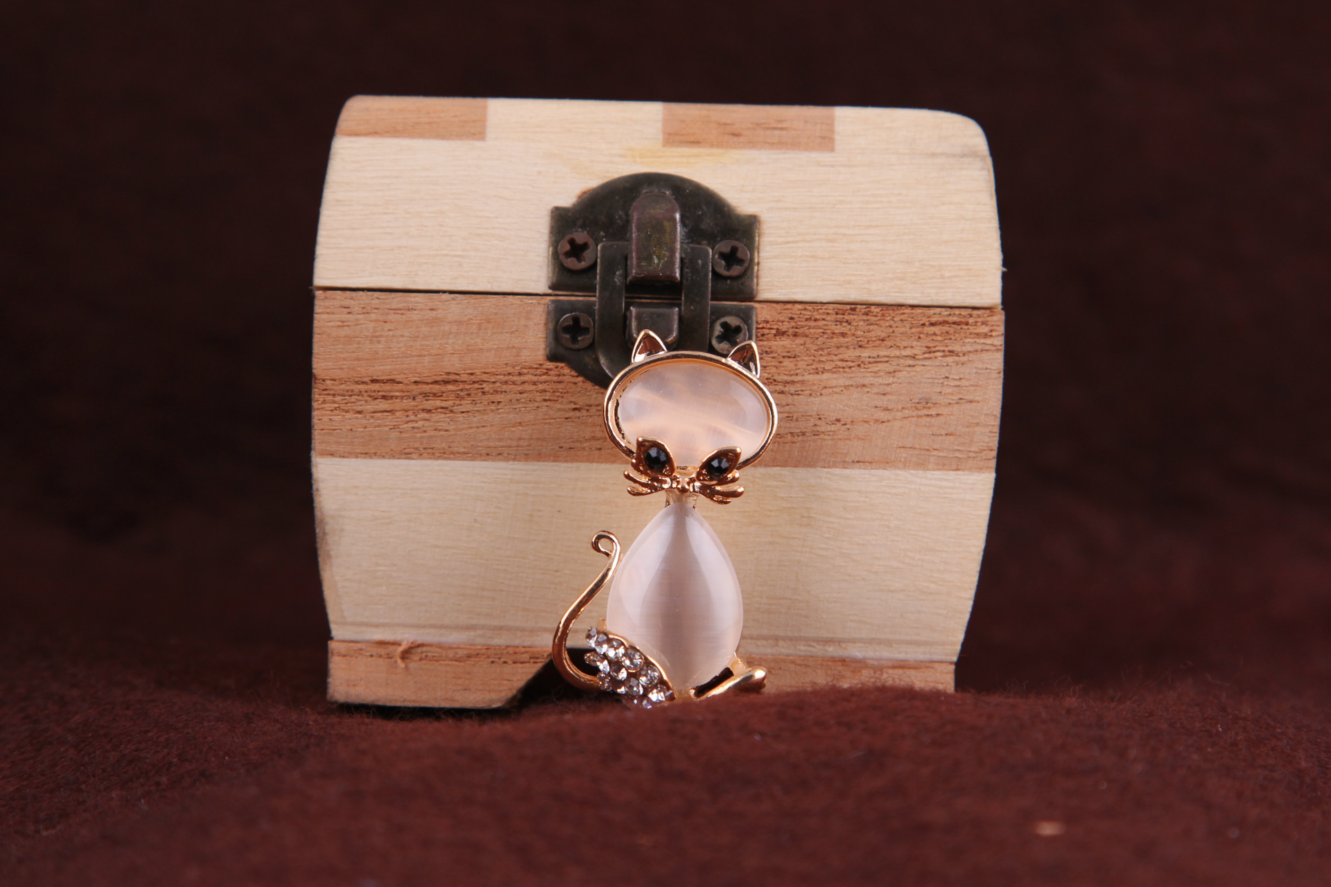 Papillon alla moda giapponese e coreano con occhio di gatto, da uomo, gattino, con strass, fibbia per colletto, accessori per uomo e donna_voghion.com