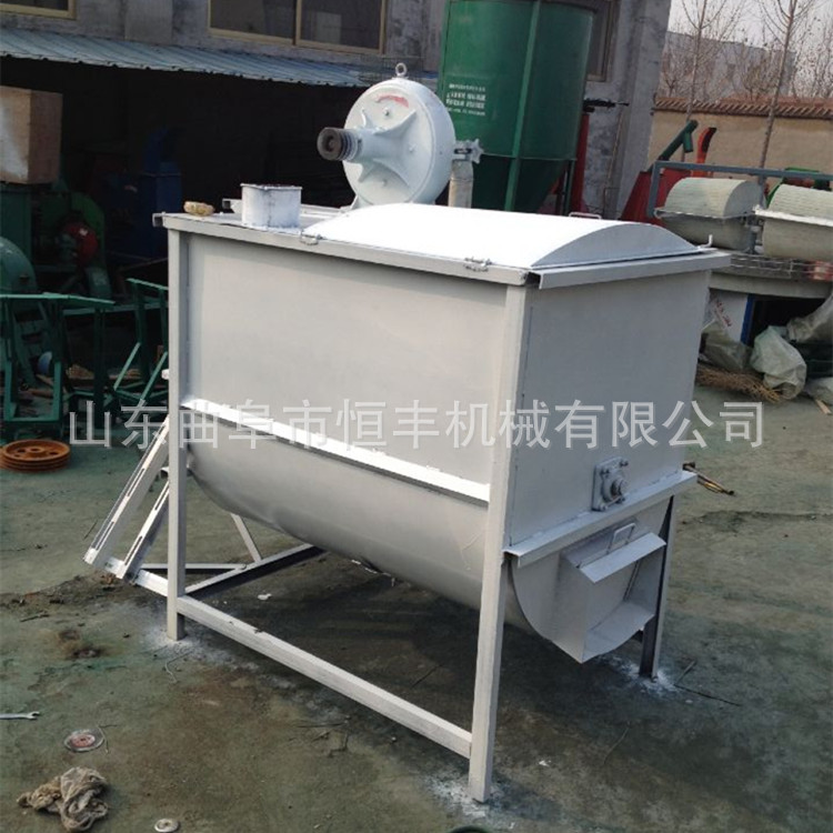 云南猪饲料搅拌机 饲料粉碎搅拌机 卧式饲料搅拌机价格