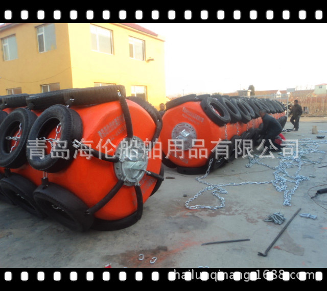 颜色多样，尺寸自选供应聚氨酯实心漂浮护舷 聚氨酯靠球防撞设施