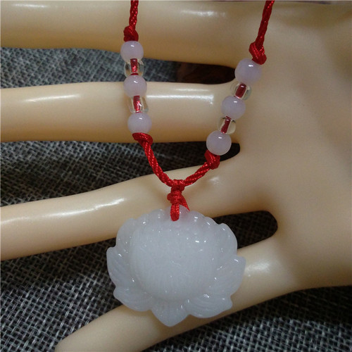Fine Jewelry Store Hot Selling White Jade Guanyin Jade Necklace Imitation Jade Bodhisattva Pendant Necklace Street Stall Performance Supply Source