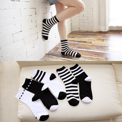 new pattern lady In cylinder Cotton socks black and white stripe series Tide socks Autumn and winter classic Versatile Socks 714
