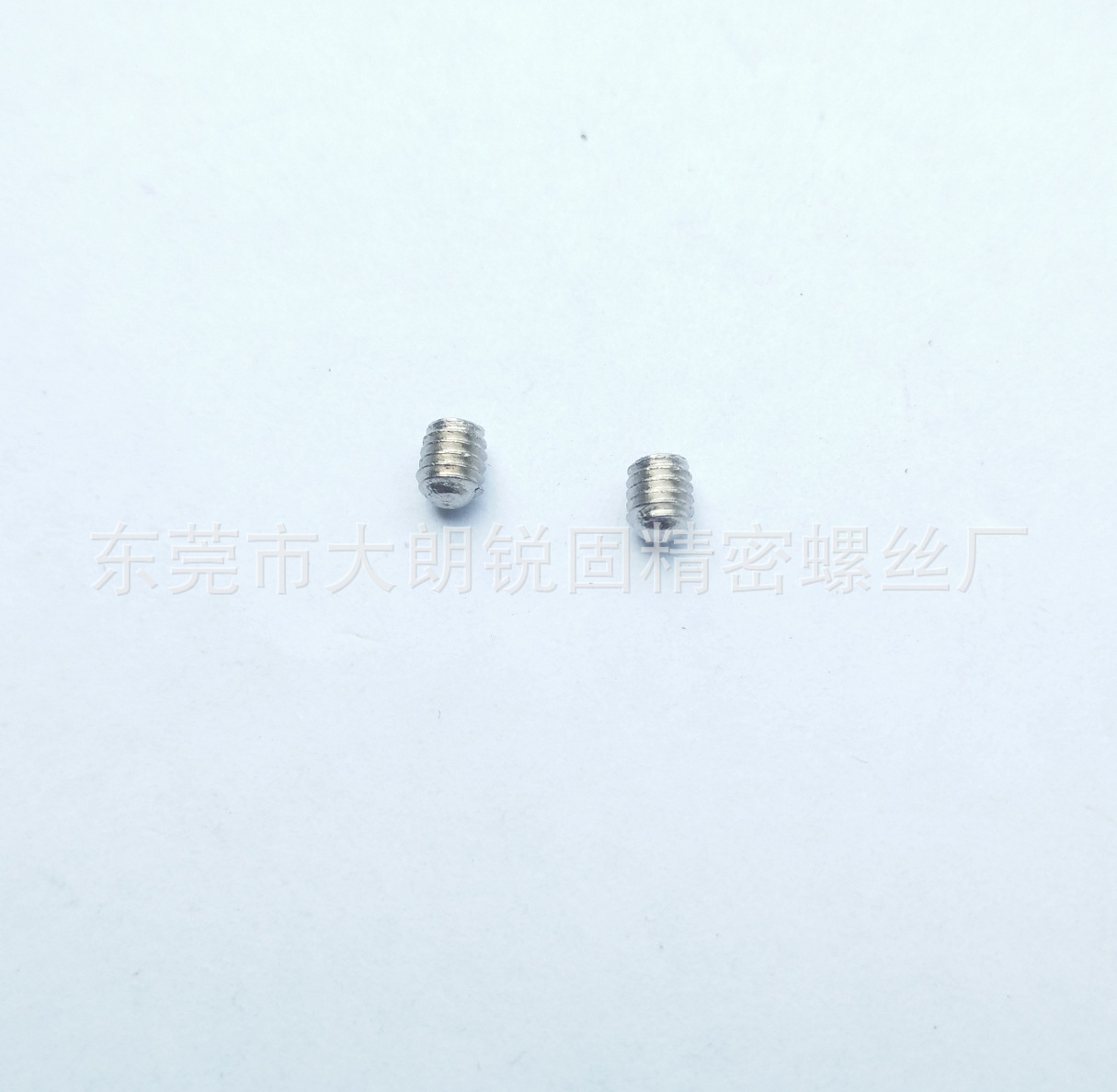 本工厂专业定做生产 :2x9,圆尾十字机米螺丝