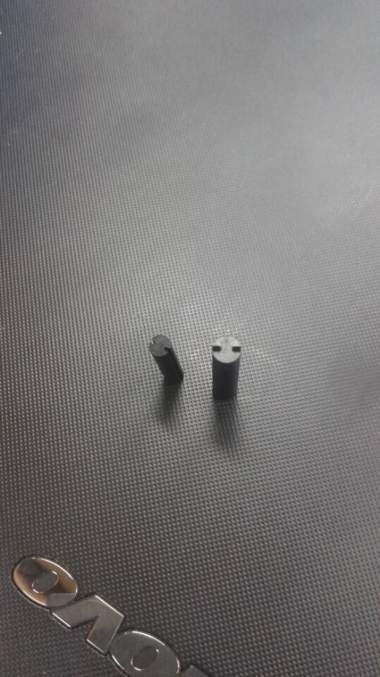 尼龙LED黑双槽隔离柱  灯柱 双坑间隔柱LED间隔柱 圆体隔离柱