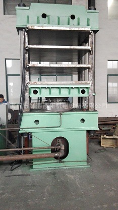 500吨四柱式硫化机1300x1300x4层 非标定制 橡塑制品成型