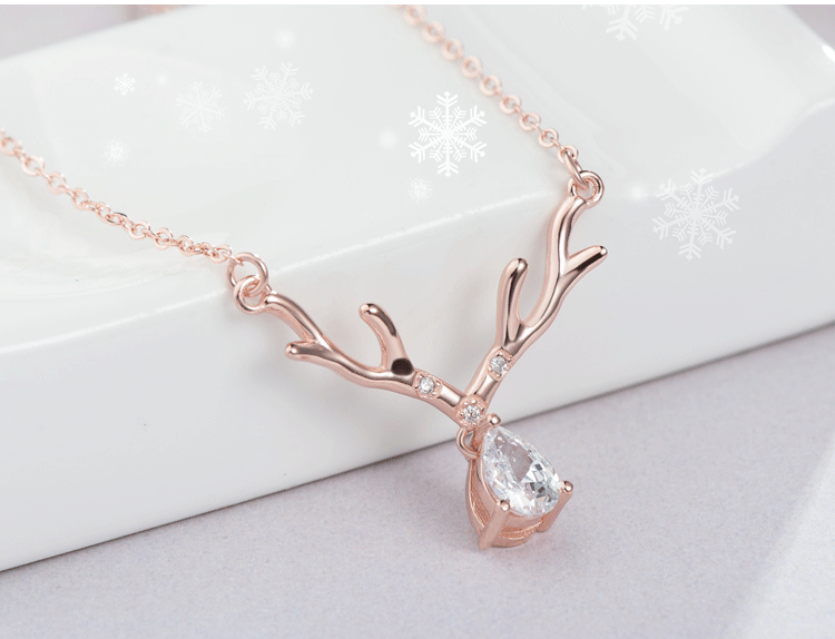 Christmas Deer Pendant Necklace