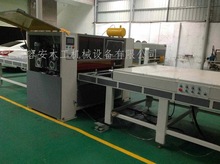 上海木塑板表面貼PVC膜的機械、木塑貼面機、PUR熱熔膠貼膜機